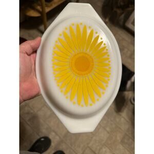 Vintage Pyrex yellow Daisy Sunflower LID ONLY READ